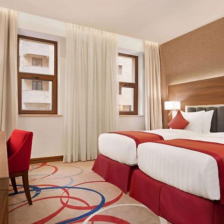 Ramada Hotel & Suites By Wyndham Yerevan Luaran gambar
