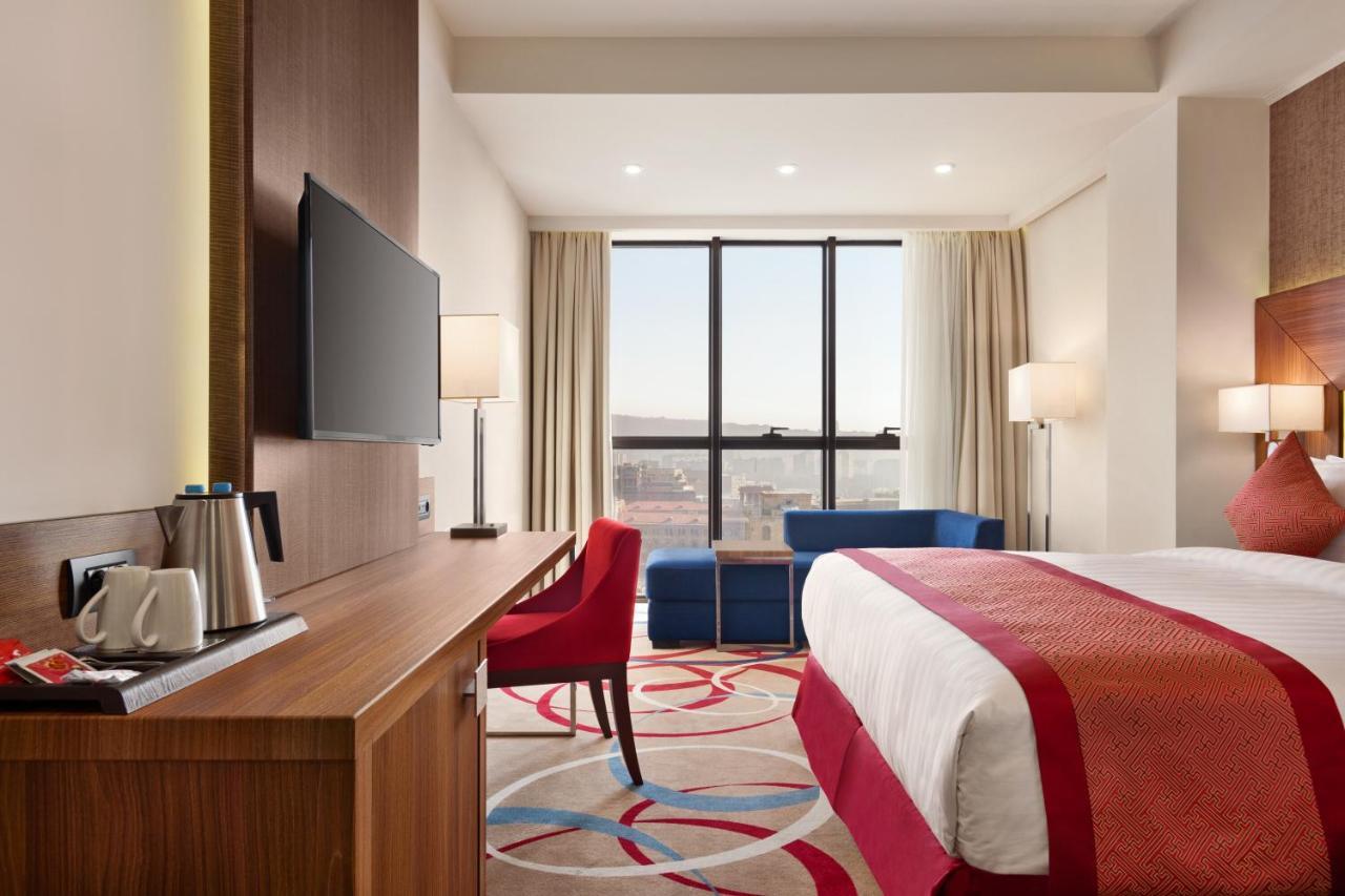 Ramada Hotel & Suites By Wyndham Yerevan Luaran gambar