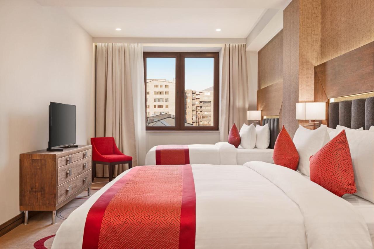 Ramada Hotel & Suites By Wyndham Yerevan Luaran gambar