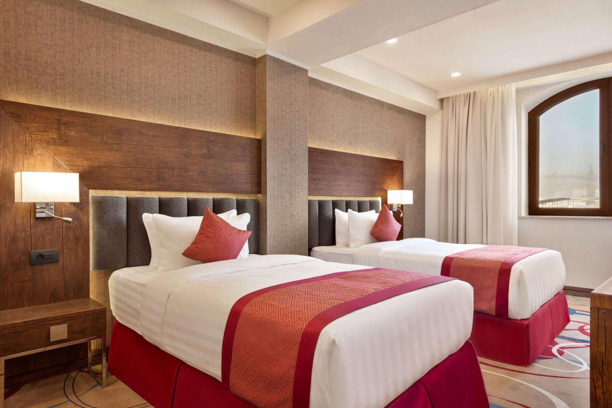Ramada Hotel & Suites By Wyndham Yerevan Luaran gambar