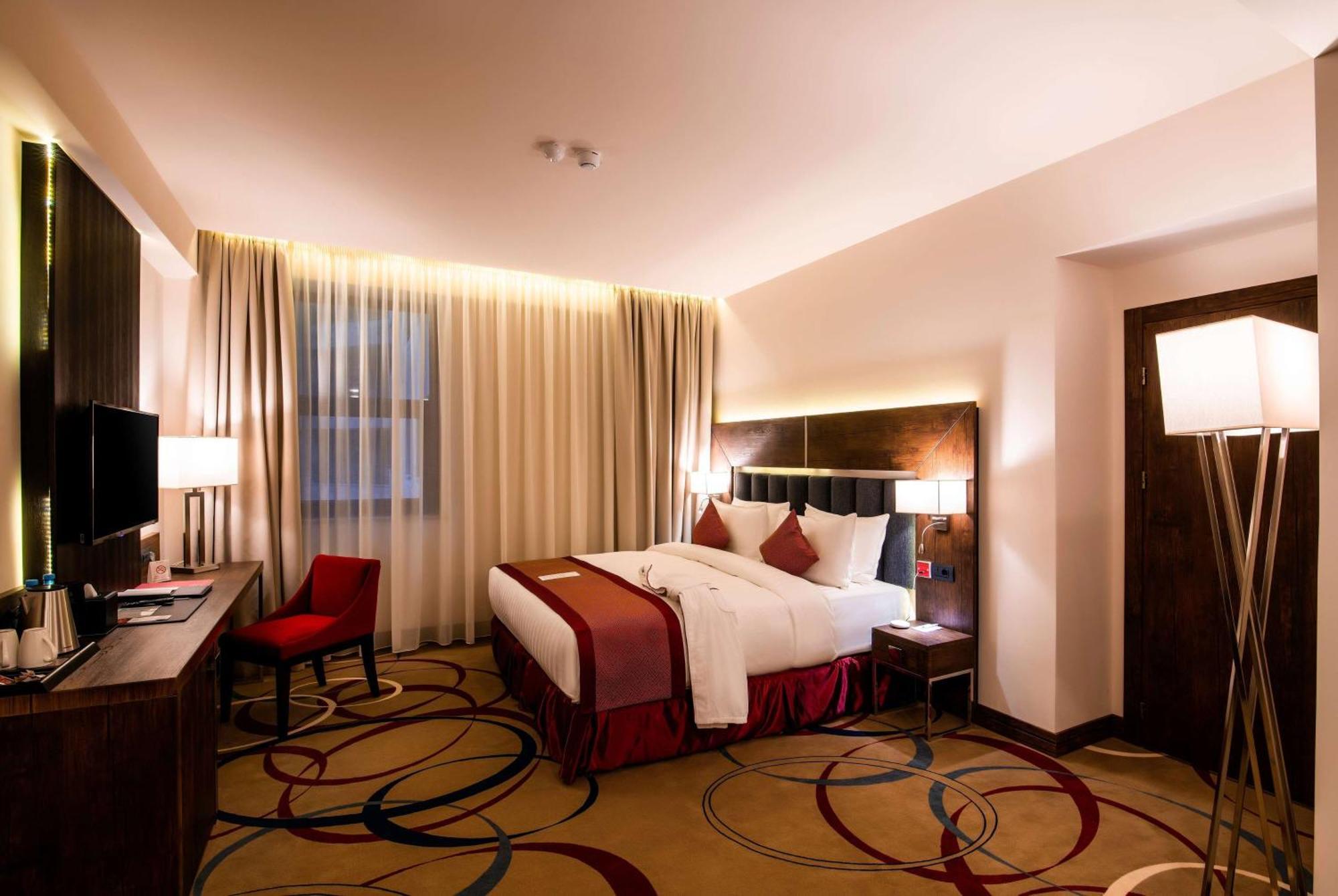 Ramada Hotel & Suites By Wyndham Yerevan Luaran gambar