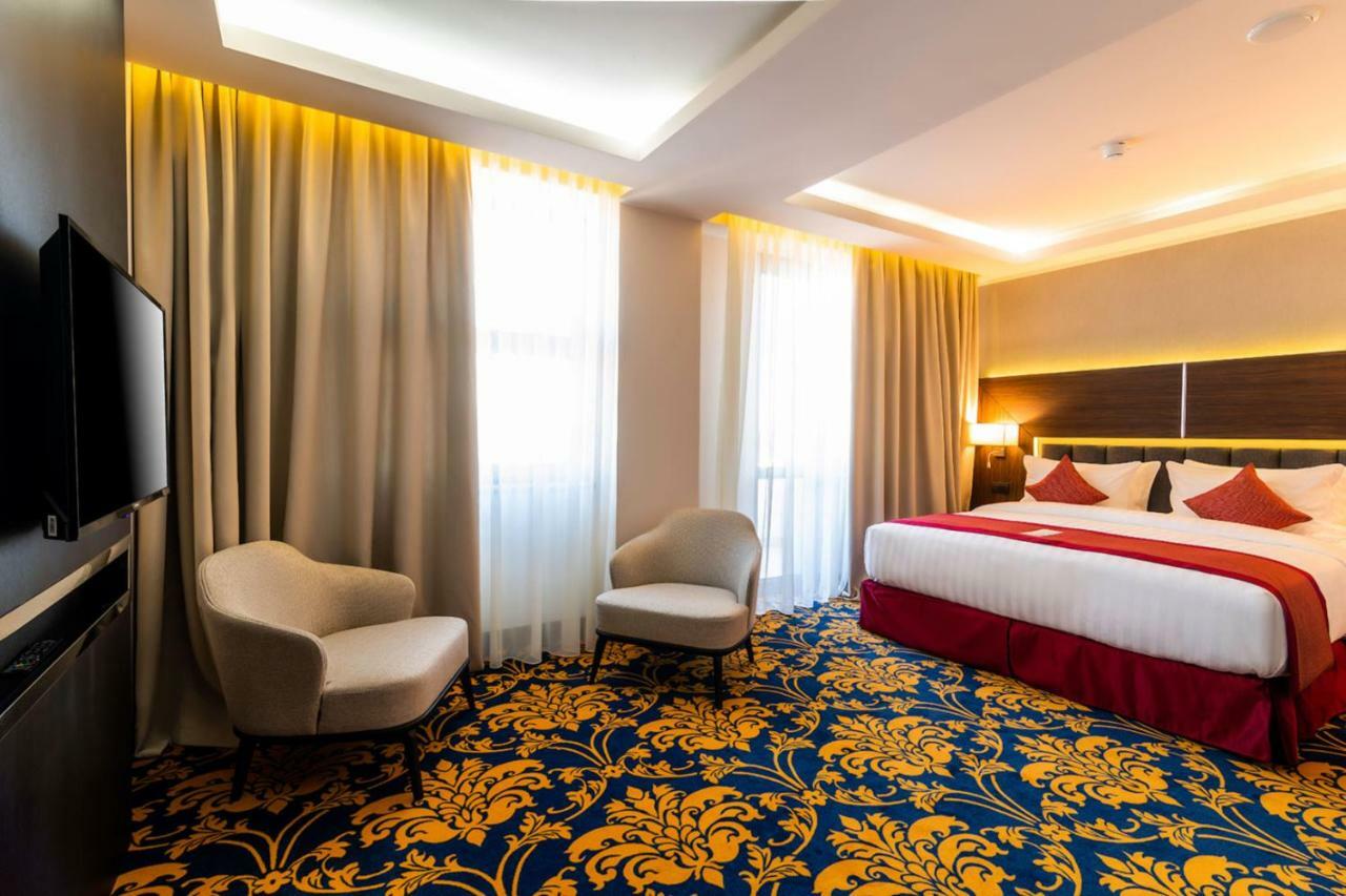 Ramada Hotel & Suites By Wyndham Yerevan Luaran gambar