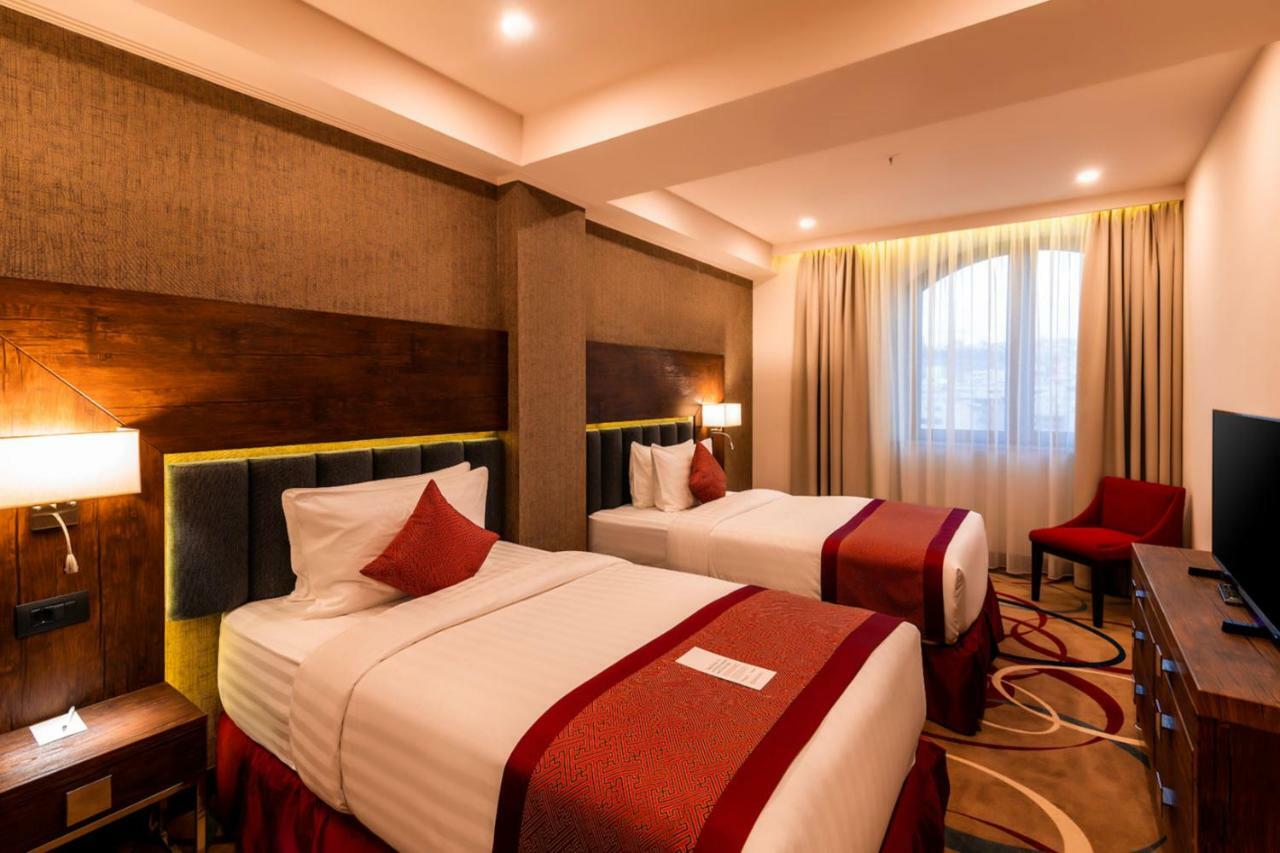 Ramada Hotel & Suites By Wyndham Yerevan Luaran gambar
