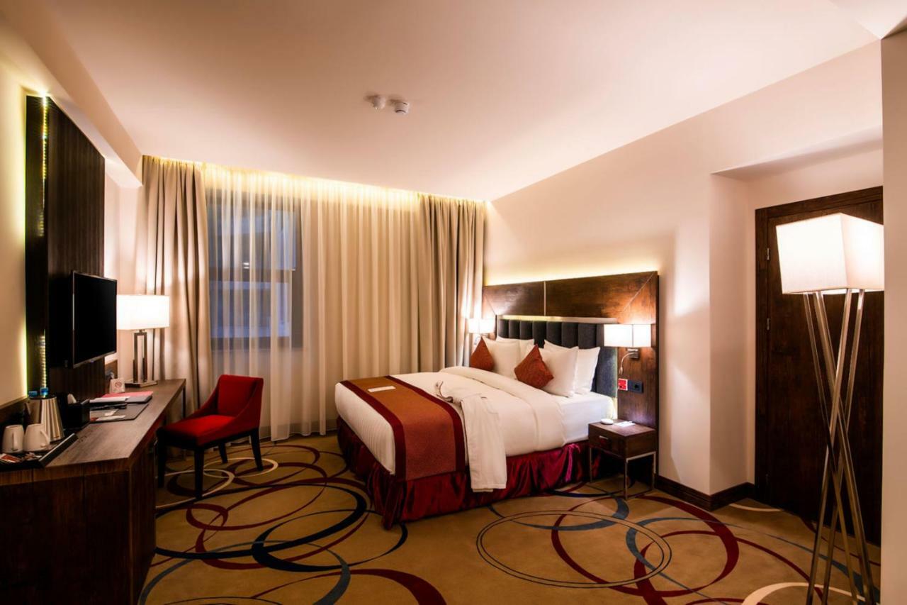Ramada Hotel & Suites By Wyndham Yerevan Luaran gambar