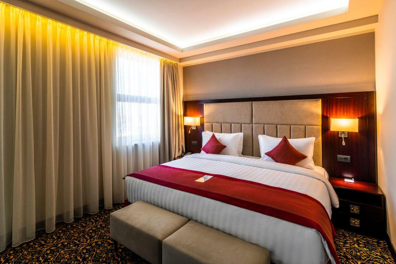 Ramada Hotel & Suites By Wyndham Yerevan Luaran gambar